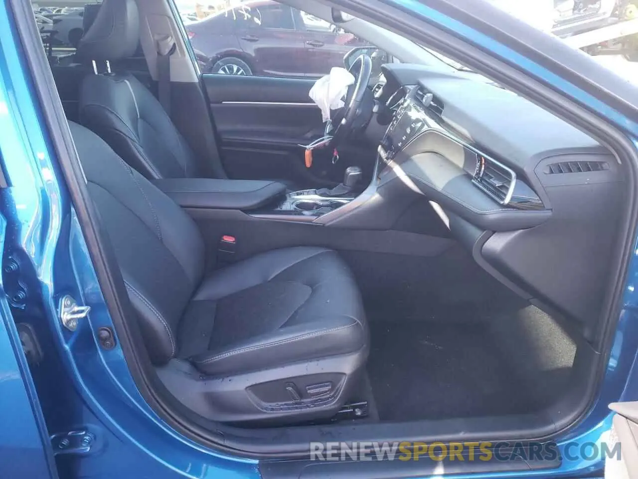 5 fotografías del automóvil dañado 4T1K61AK7LU349792 TOYOTA CAMRY 2020