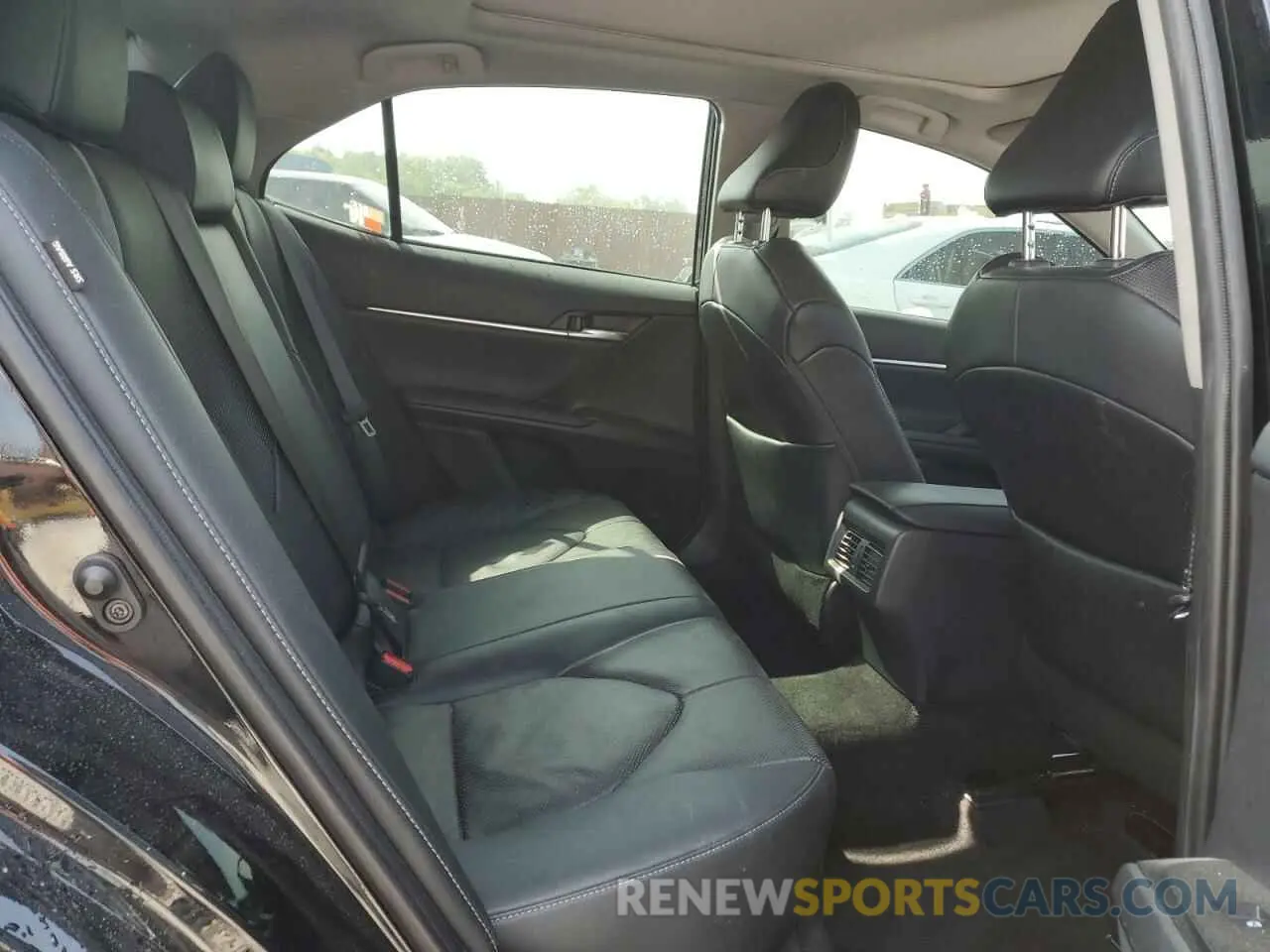 10 fotografías del automóvil dañado 4T1K61AK7LU364051 TOYOTA CAMRY 2020