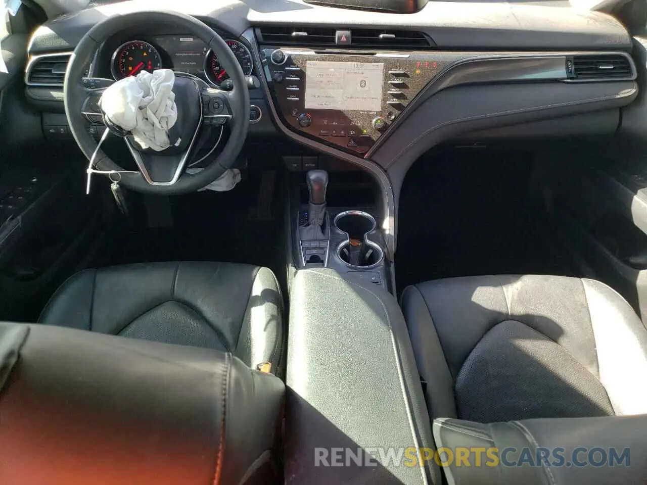 8 fotografías del automóvil dañado 4T1K61AK7LU876456 TOYOTA CAMRY 2020