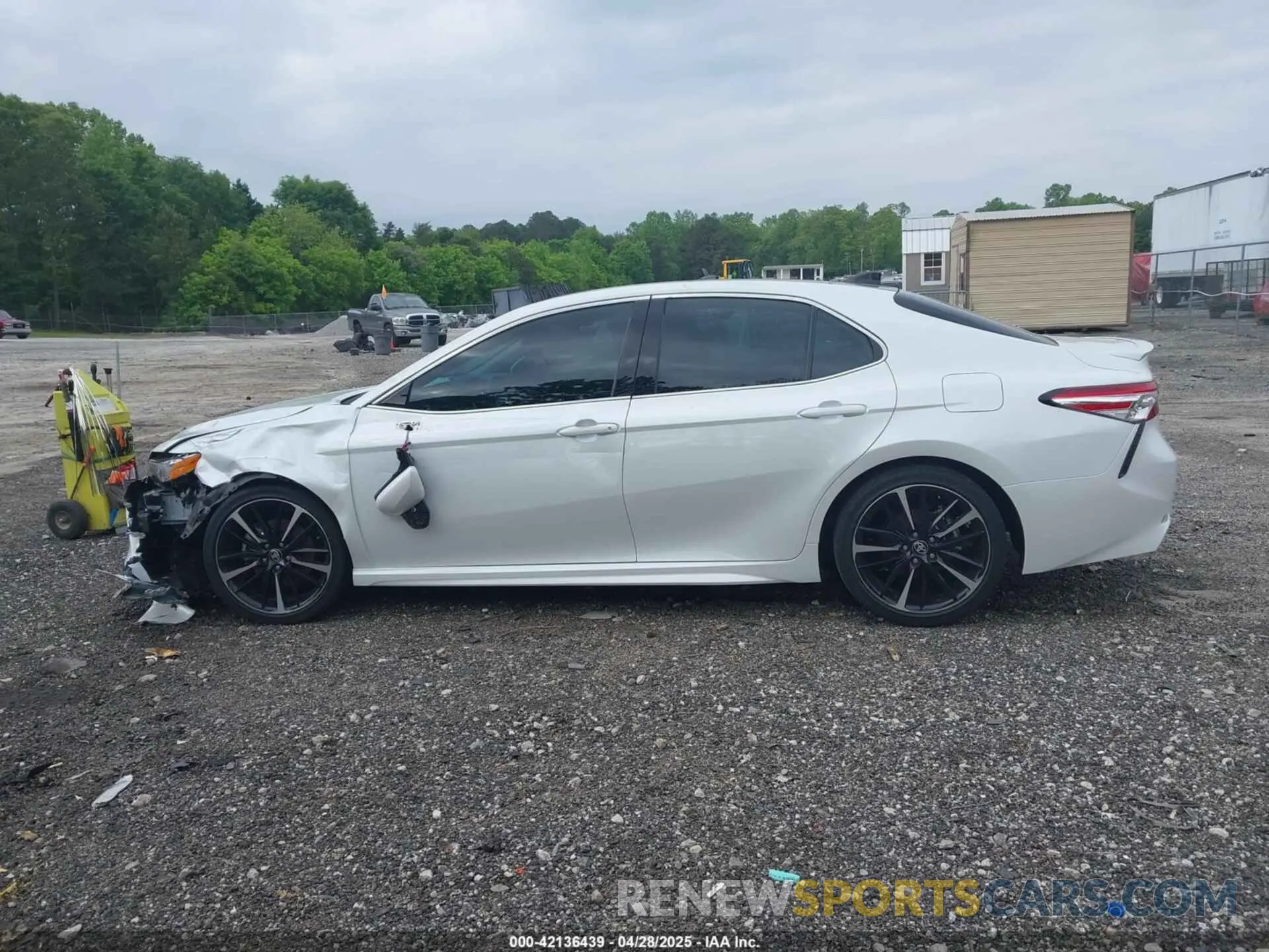 14 fotografías del automóvil dañado 4T1K61AK7LU983295 TOYOTA CAMRY 2020
