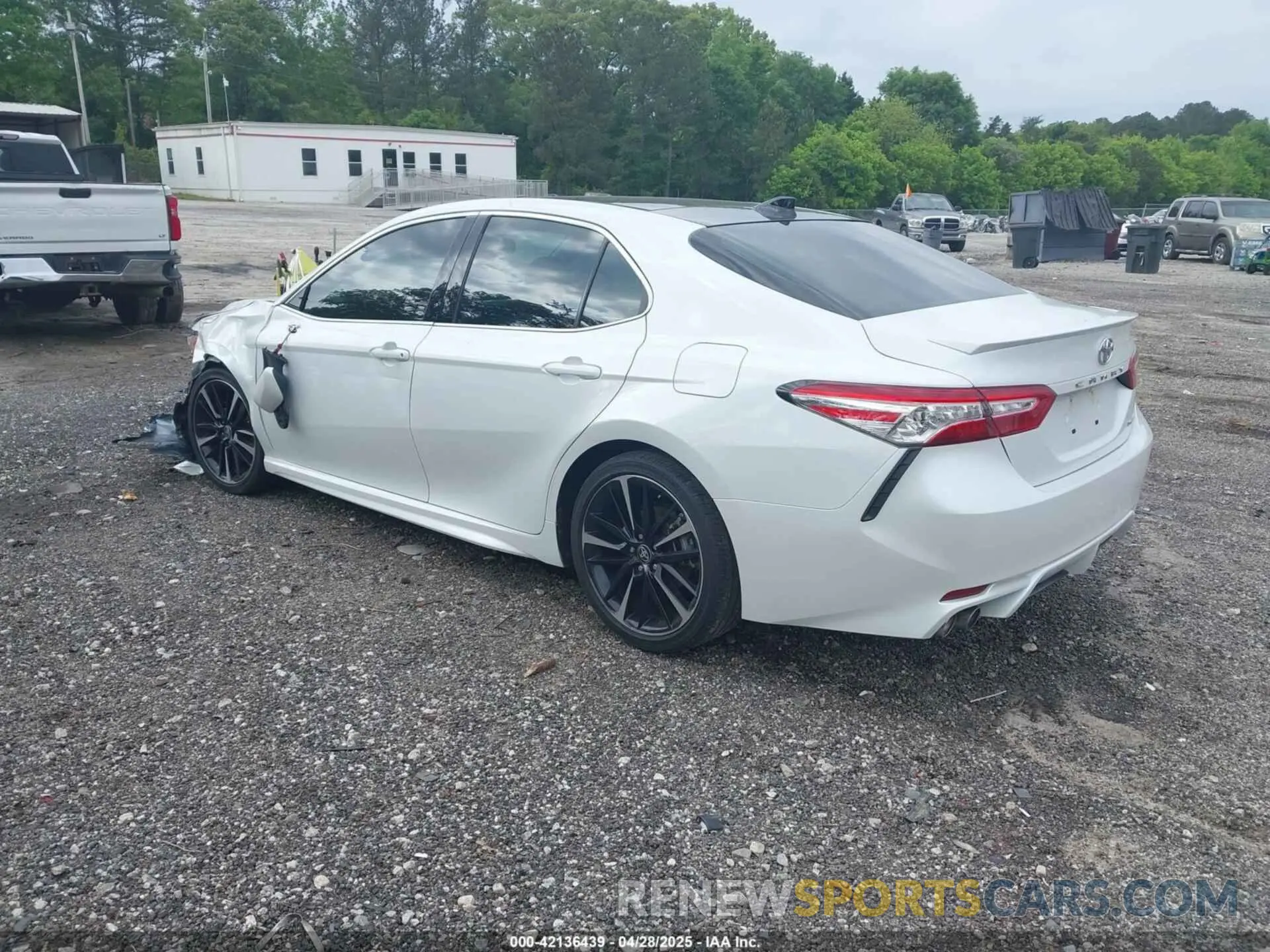 3 fotografías del automóvil dañado 4T1K61AK7LU983295 TOYOTA CAMRY 2020
