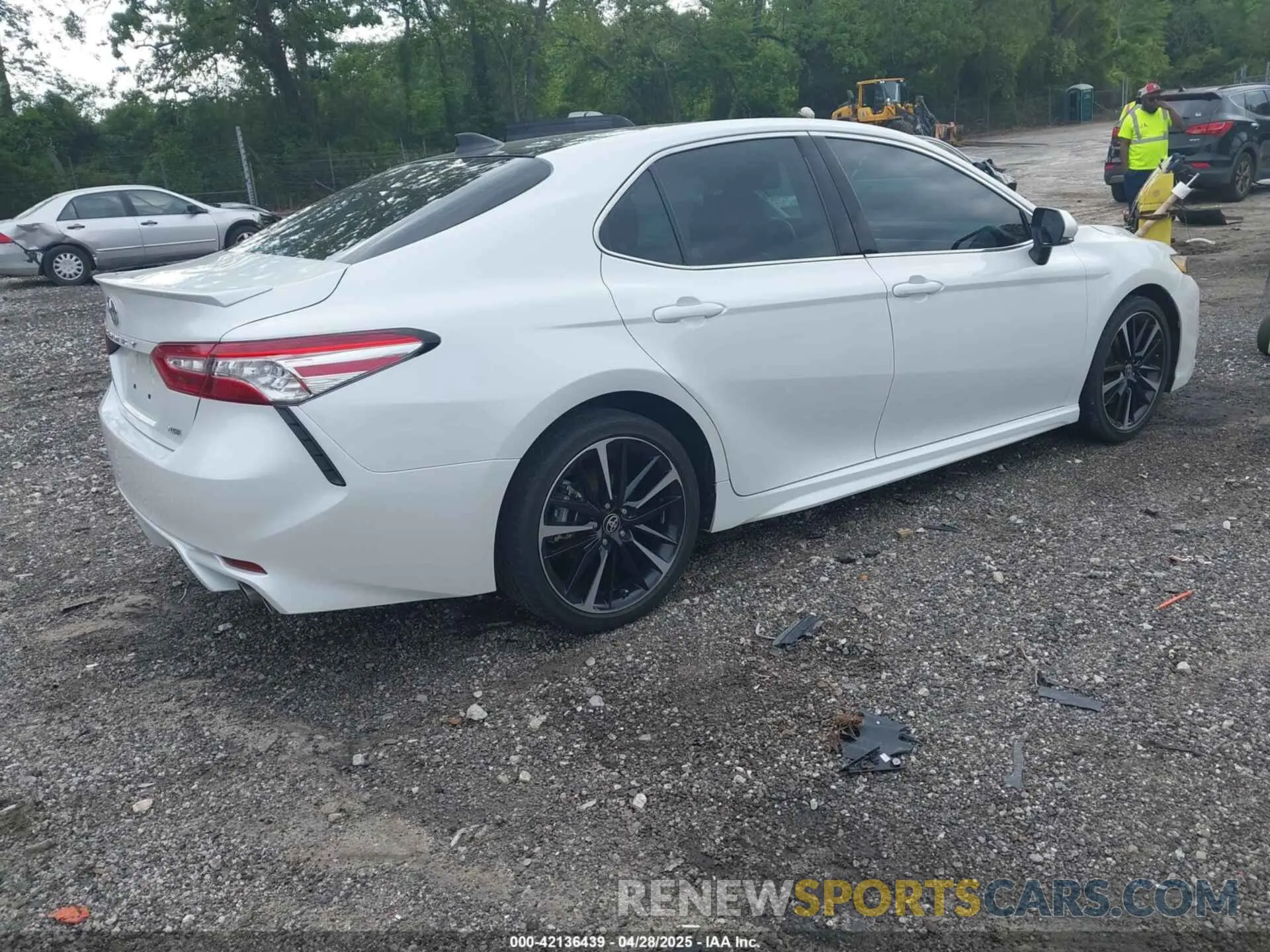 4 fotografías del automóvil dañado 4T1K61AK7LU983295 TOYOTA CAMRY 2020