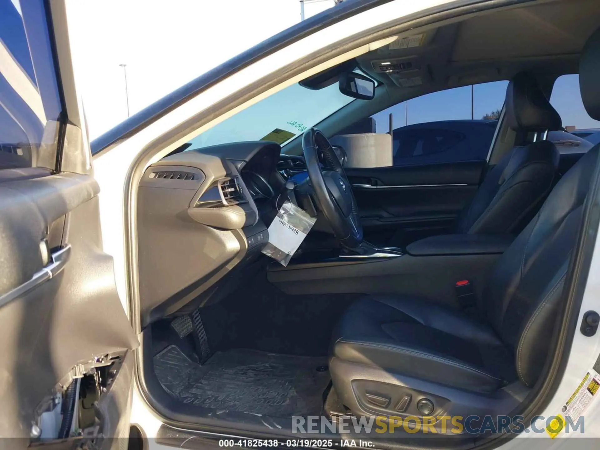 5 fotografías del automóvil dañado 4T1K61AK8LU368030 TOYOTA CAMRY 2020