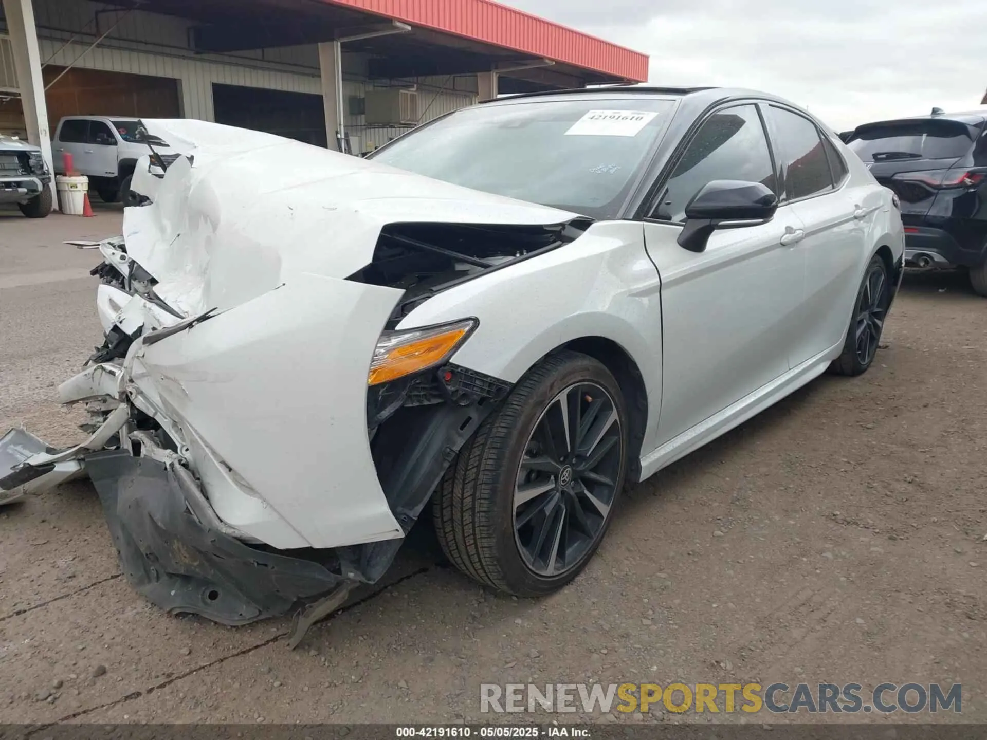 2 fotografías del automóvil dañado 4T1K61AK8LU380498 TOYOTA CAMRY 2020