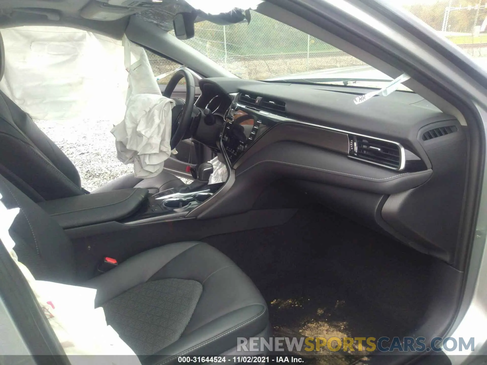 5 fotografías del automóvil dañado 4T1K61AK8LU381411 TOYOTA CAMRY 2020
