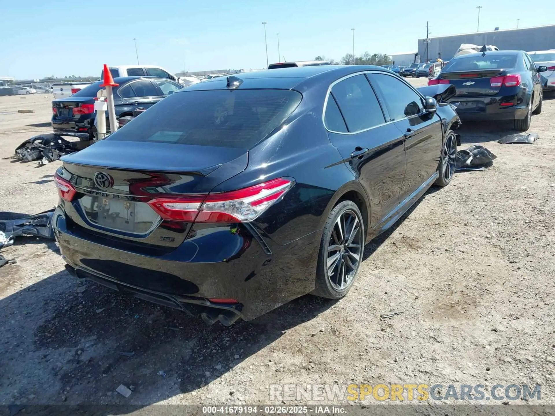 4 fotografías del automóvil dañado 4T1K61AK8LU401530 TOYOTA CAMRY 2020