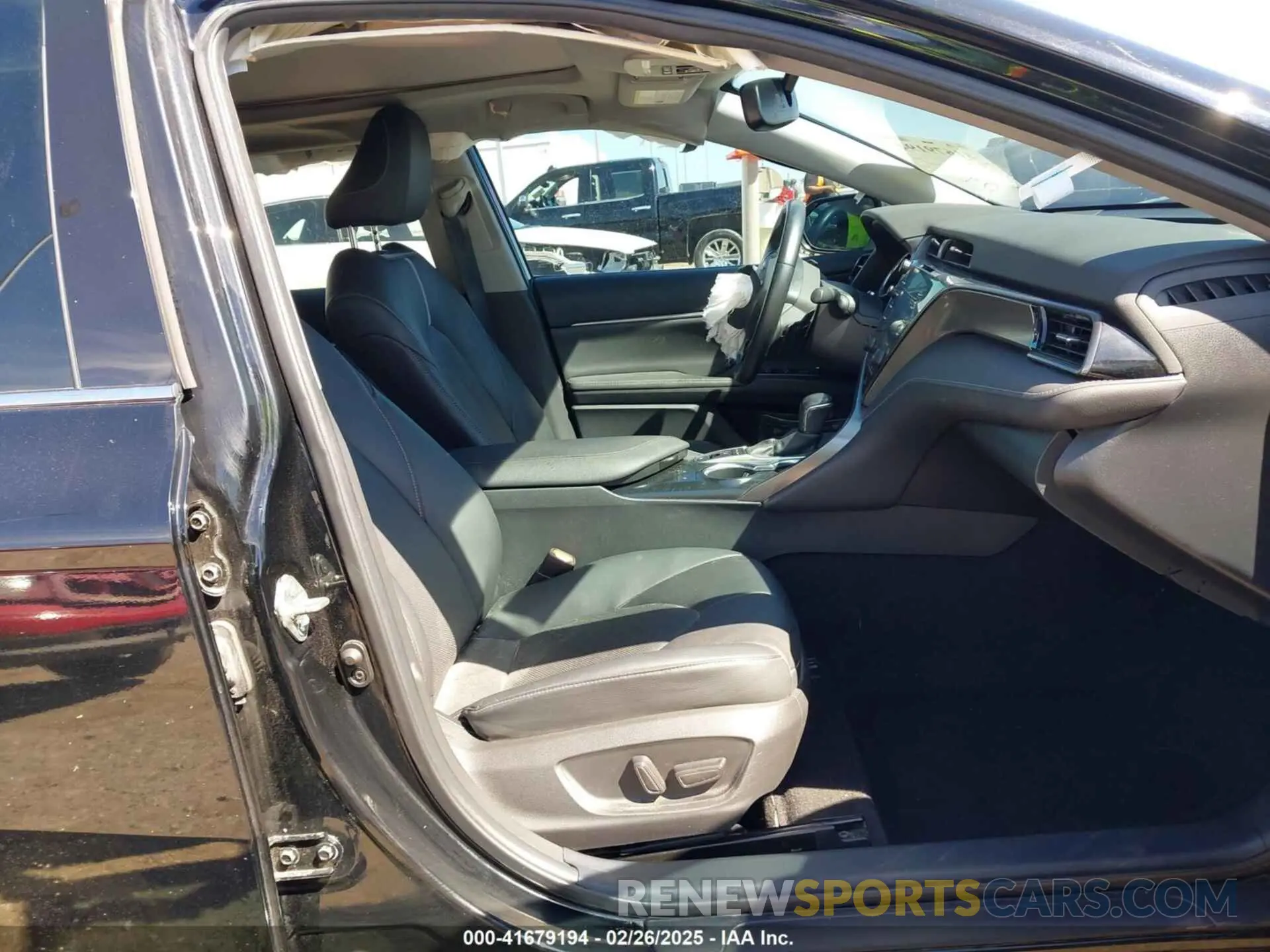 5 fotografías del automóvil dañado 4T1K61AK8LU401530 TOYOTA CAMRY 2020