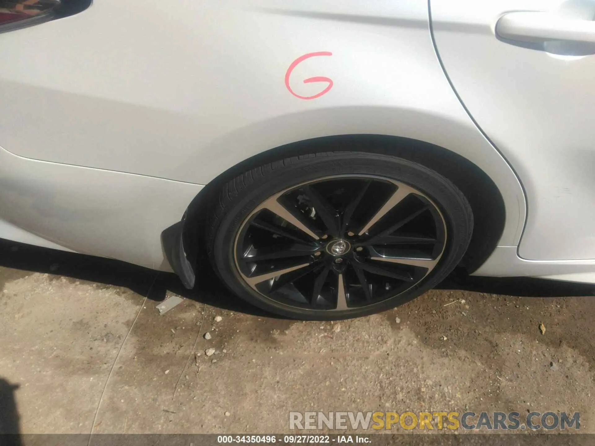 15 fotografías del automóvil dañado 4T1K61AK9LU310590 TOYOTA CAMRY 2020