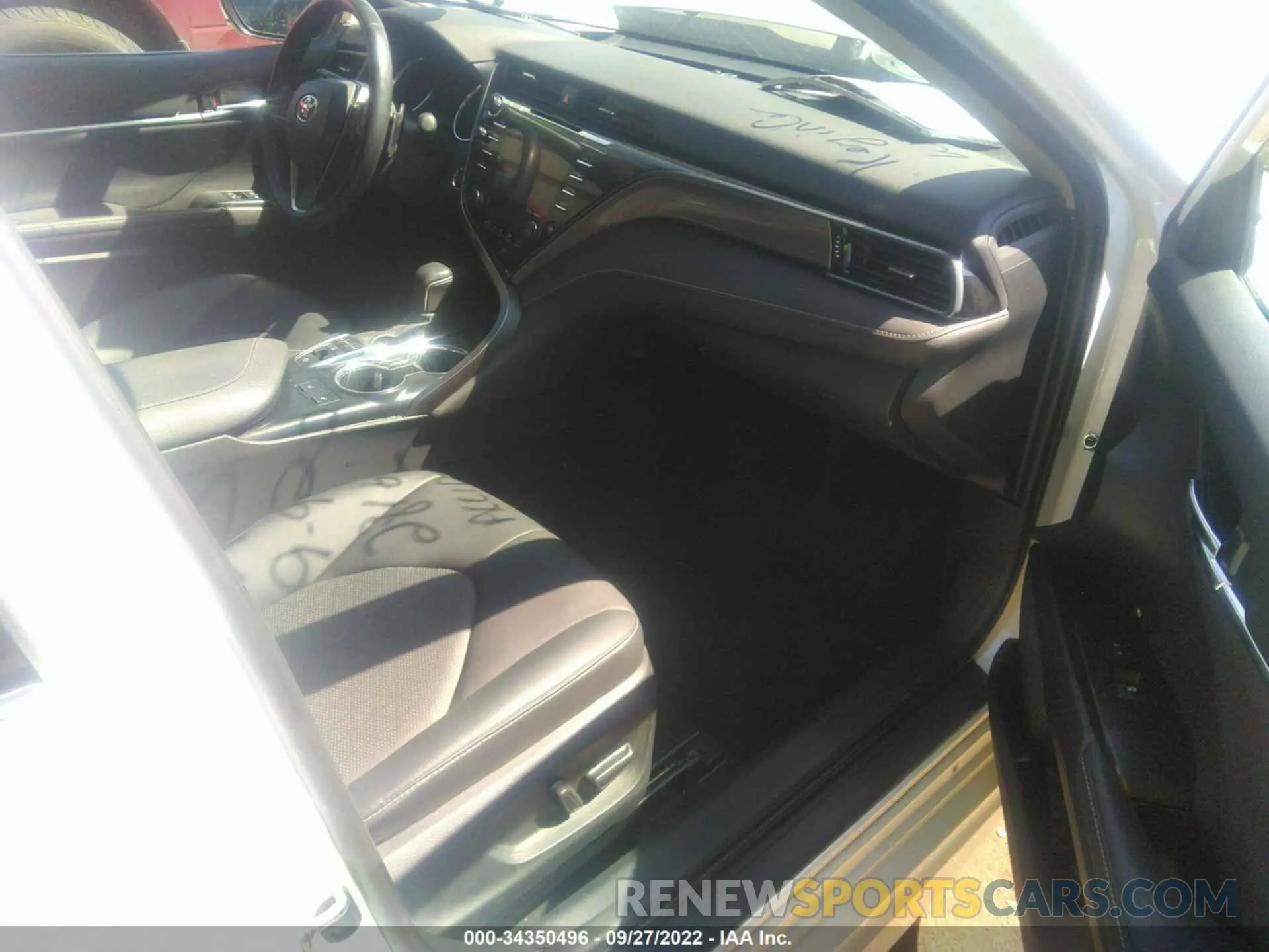 5 fotografías del automóvil dañado 4T1K61AK9LU310590 TOYOTA CAMRY 2020