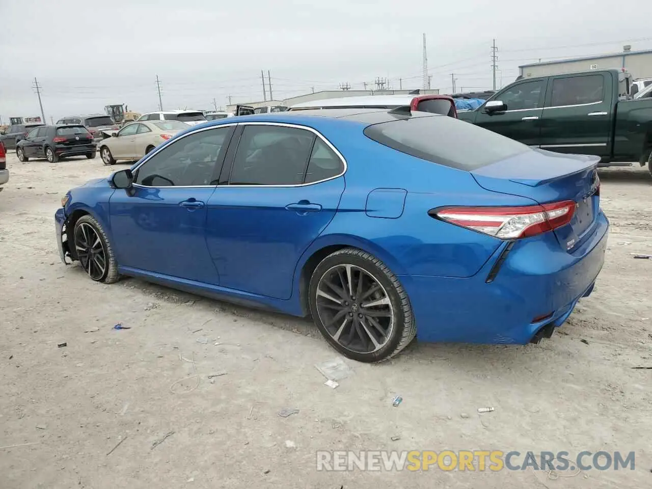 2 fotografías del automóvil dañado 4T1K61AK9LU323663 TOYOTA CAMRY 2020