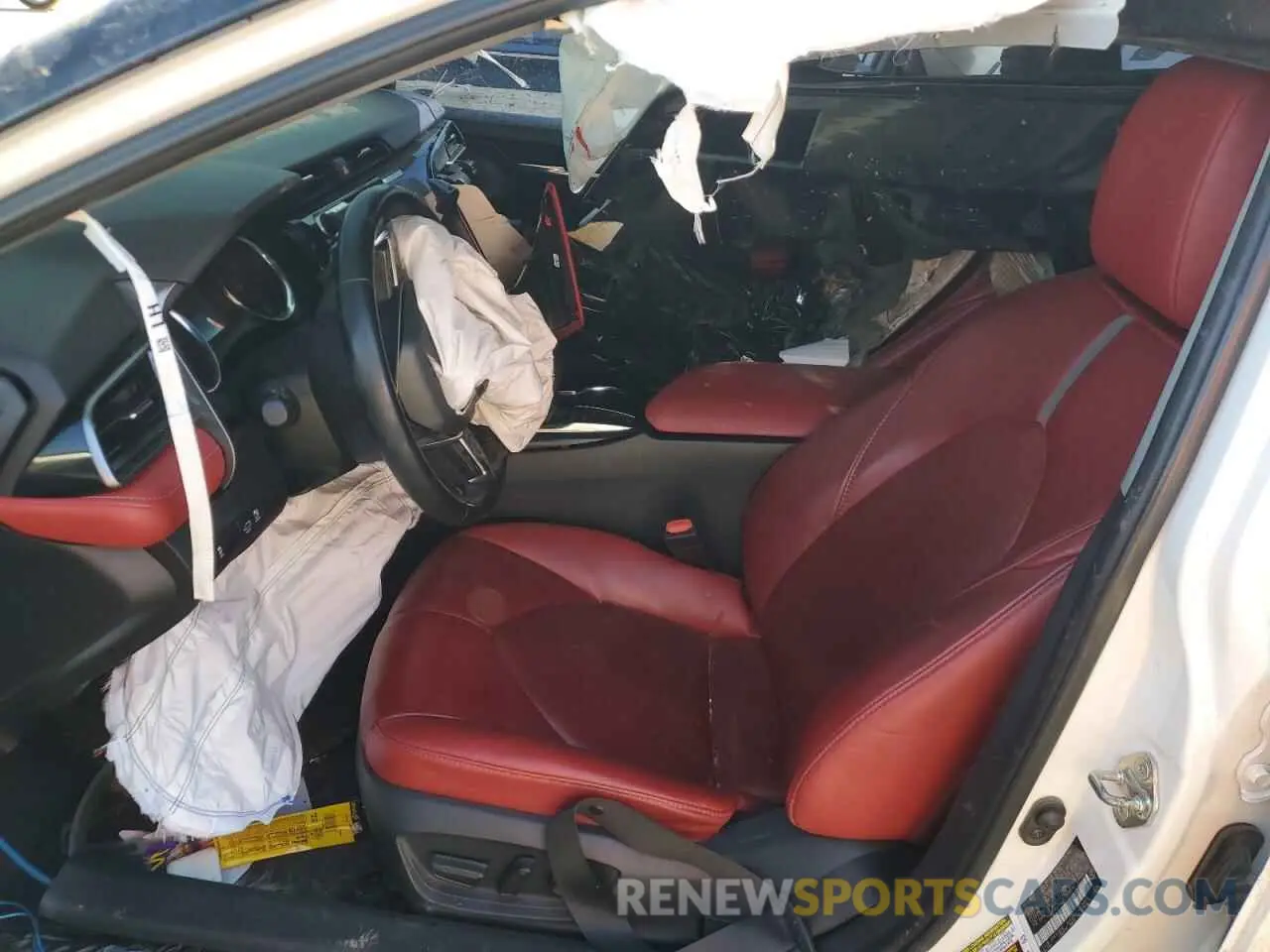 7 fotografías del automóvil dañado 4T1K61AK9LU373396 TOYOTA CAMRY 2020