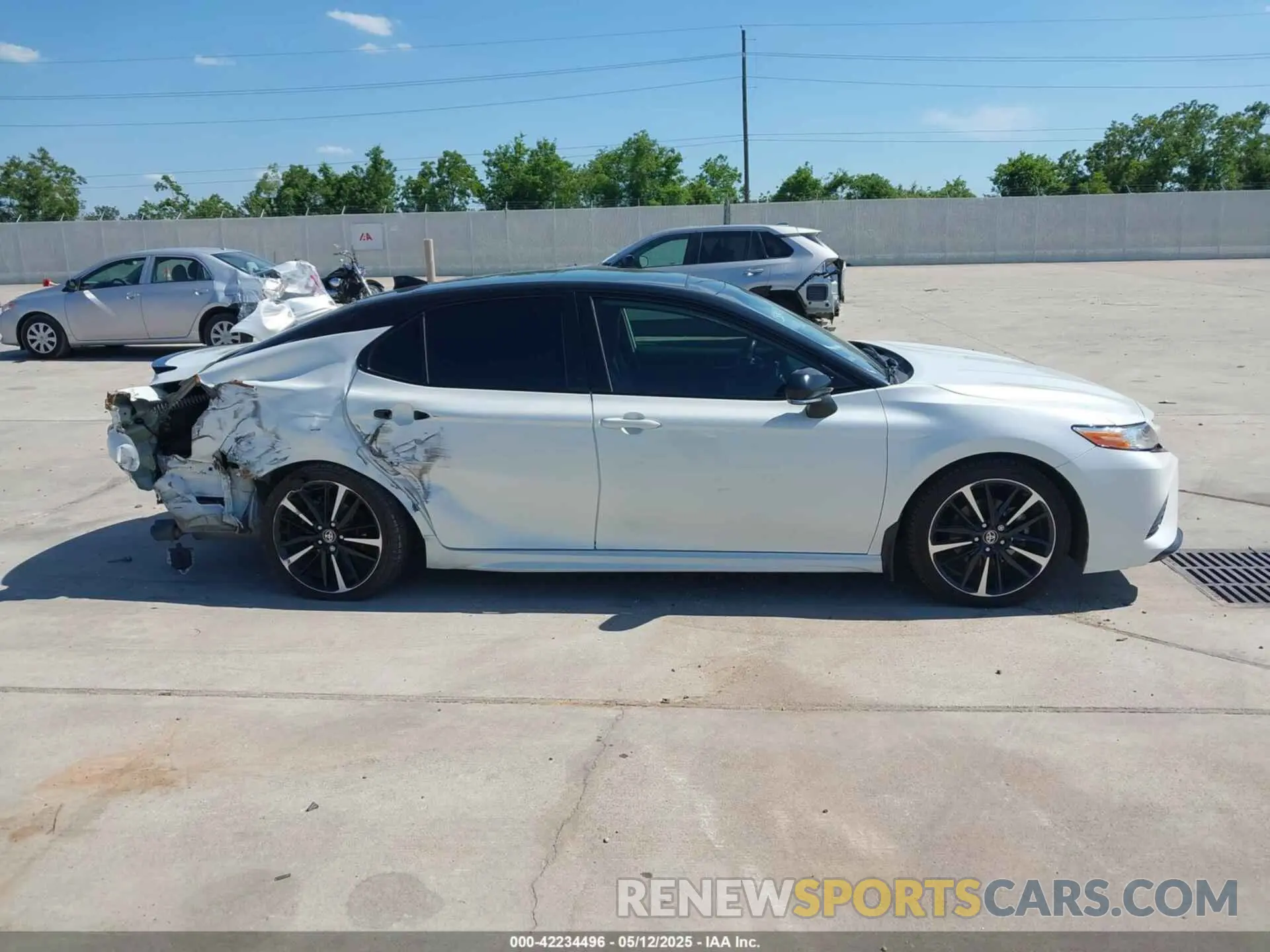 13 fotografías del automóvil dañado 4T1K61AK9LU380560 TOYOTA CAMRY 2020