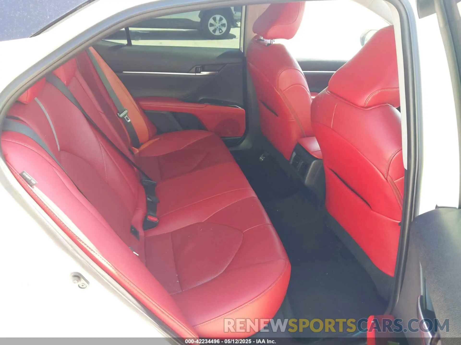 8 fotografías del automóvil dañado 4T1K61AK9LU380560 TOYOTA CAMRY 2020