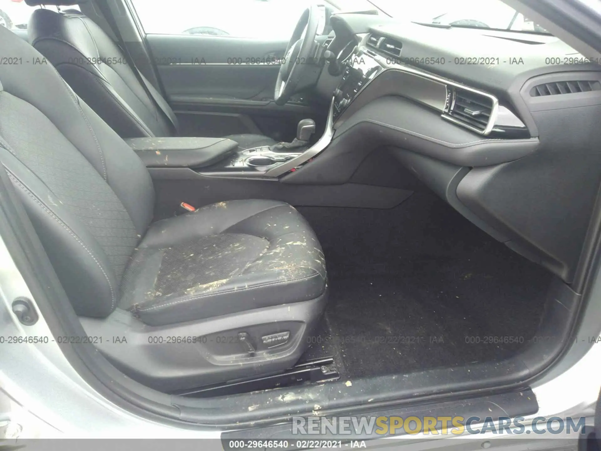 5 fotografías del automóvil dañado 4T1K61AK9LU928931 TOYOTA CAMRY 2020