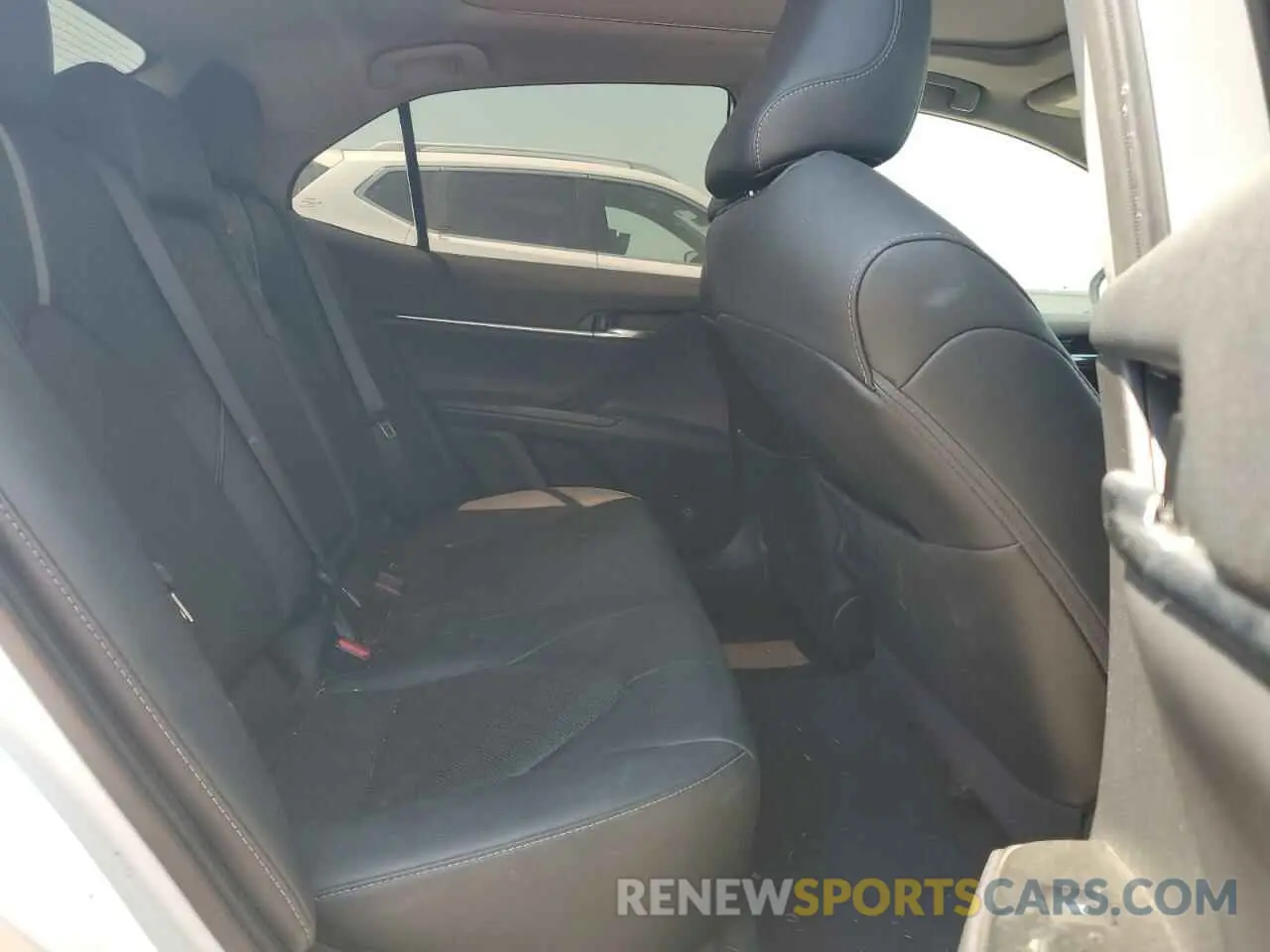 10 fotografías del automóvil dañado 4T1K61AK9LU932848 TOYOTA CAMRY 2020