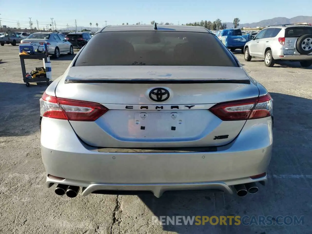 6 fotografías del automóvil dañado 4T1K61AKXLU307200 TOYOTA CAMRY 2020