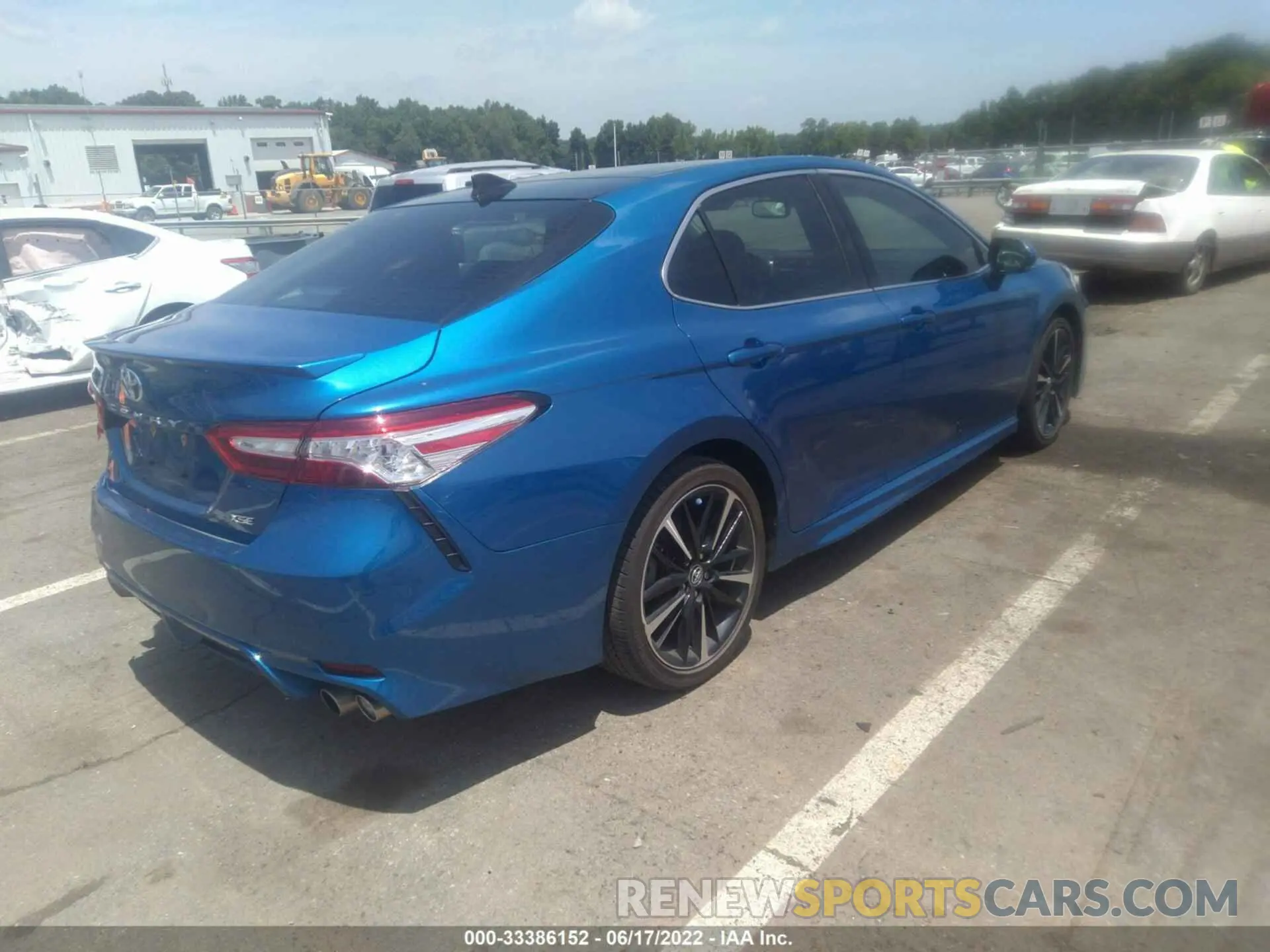 4 fotografías del automóvil dañado 4T1K61AKXLU325602 TOYOTA CAMRY 2020