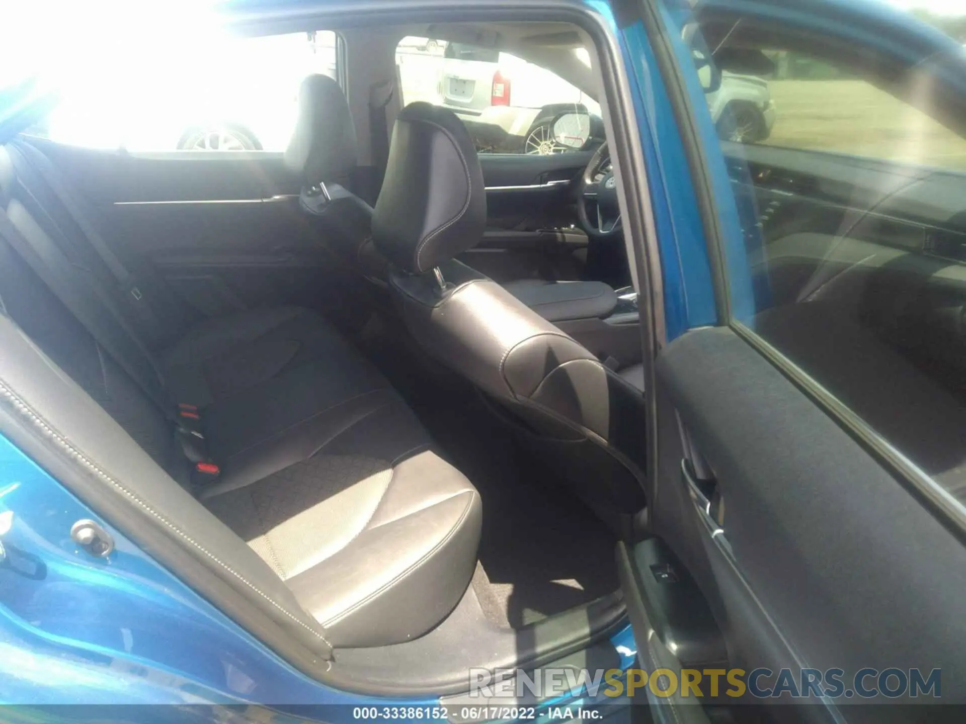 8 fotografías del automóvil dañado 4T1K61AKXLU325602 TOYOTA CAMRY 2020