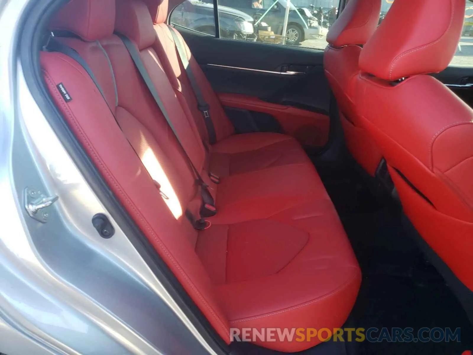 6 fotografías del automóvil dañado 4T1K61AKXLU325857 TOYOTA CAMRY 2020