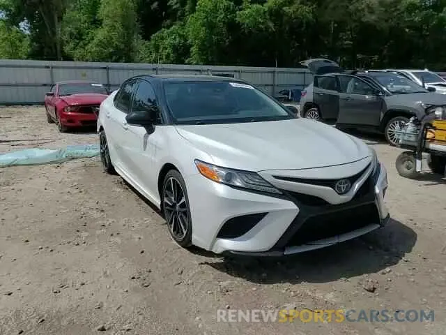 14 fotografías del automóvil dañado 4T1K61AKXLU360141 TOYOTA CAMRY 2020