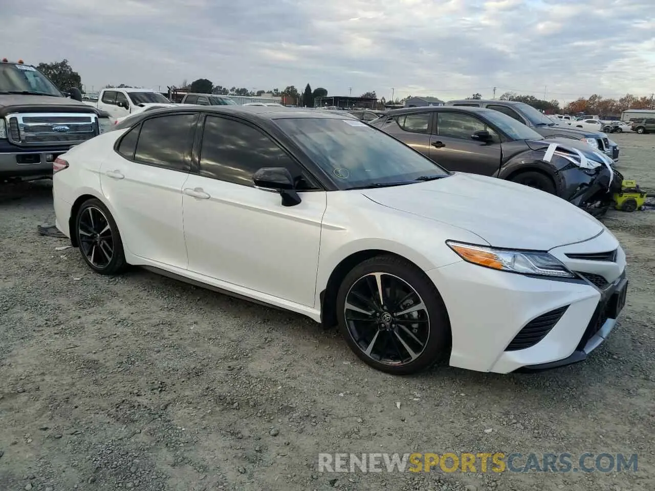 4 fotografías del automóvil dañado 4T1K61AKXLU371219 TOYOTA CAMRY 2020