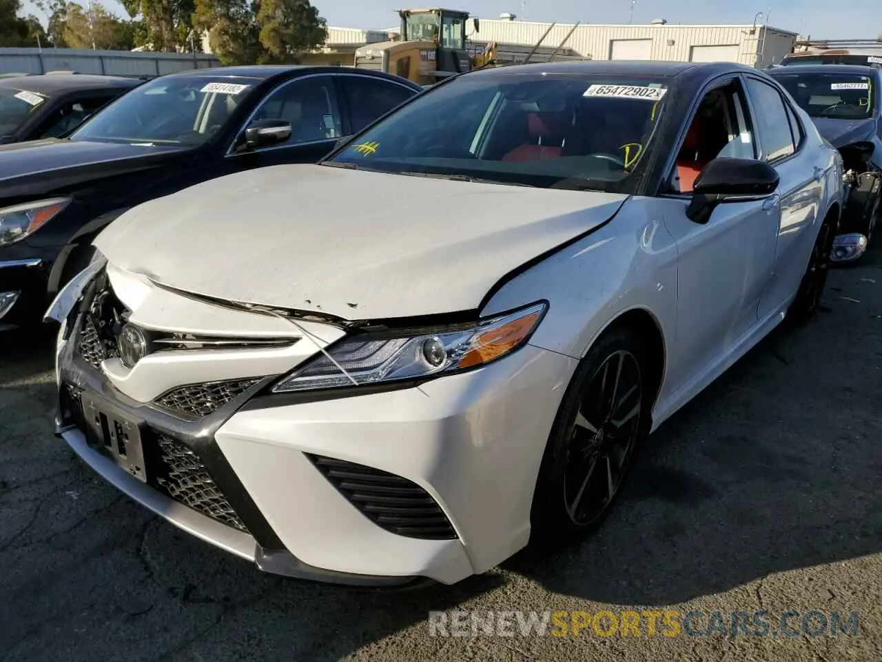 2 fotografías del automóvil dañado 4T1K61AKXLU392796 TOYOTA CAMRY 2020