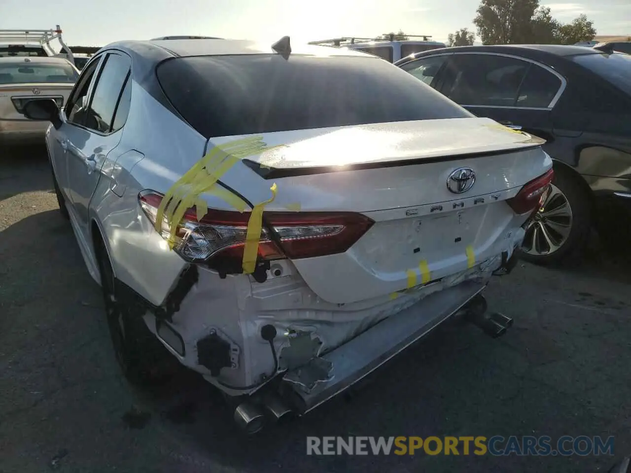 9 fotografías del automóvil dañado 4T1K61AKXLU392796 TOYOTA CAMRY 2020