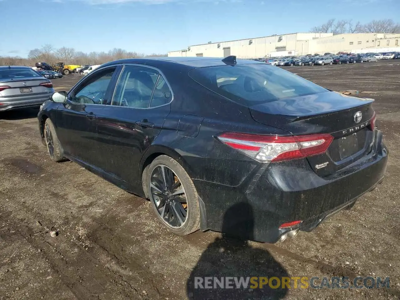 2 fotografías del automóvil dañado 4T1K61AKXLU393642 TOYOTA CAMRY 2020