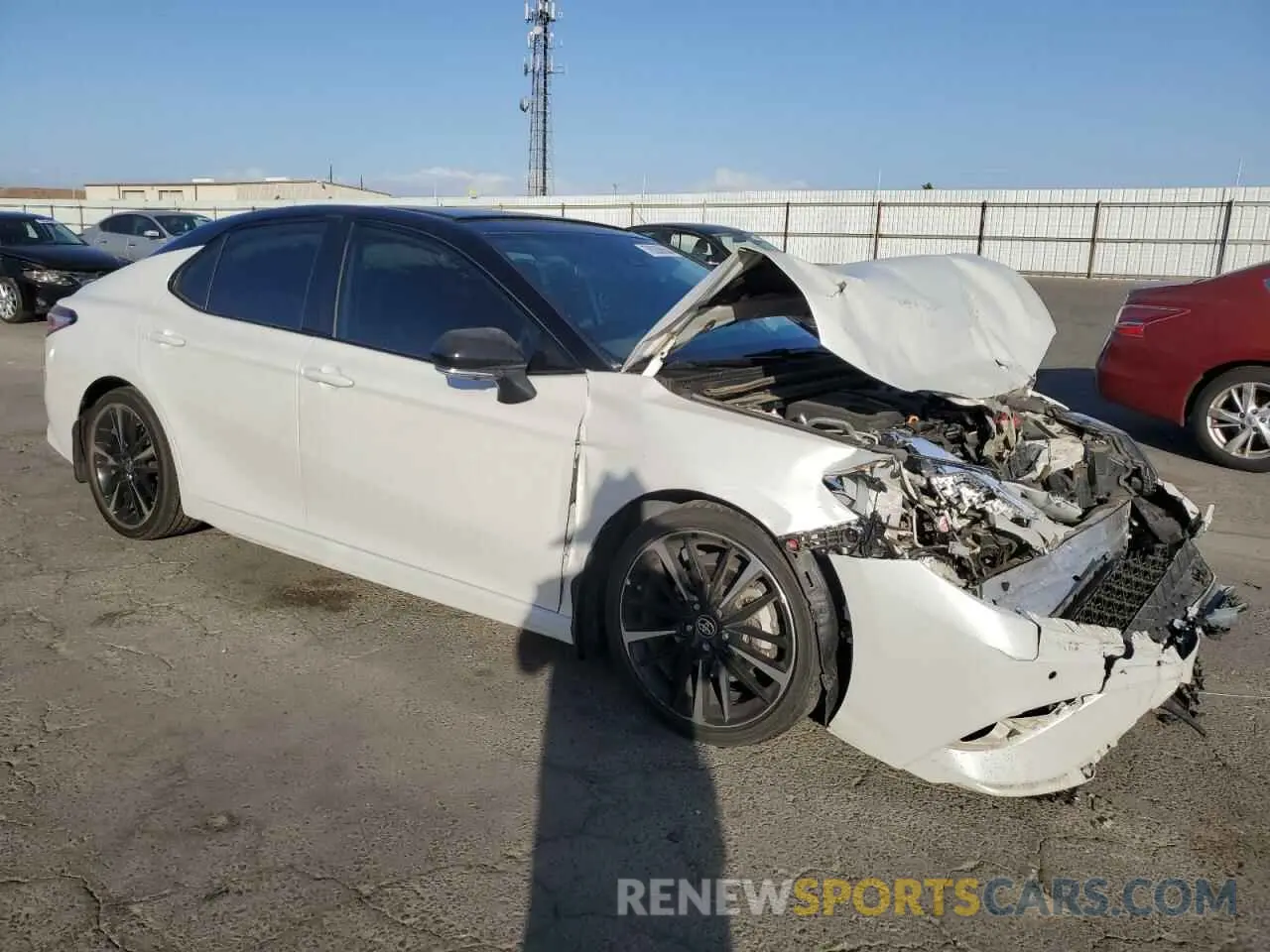4 fotografías del automóvil dañado 4T1K61BK0LU007390 TOYOTA CAMRY 2020