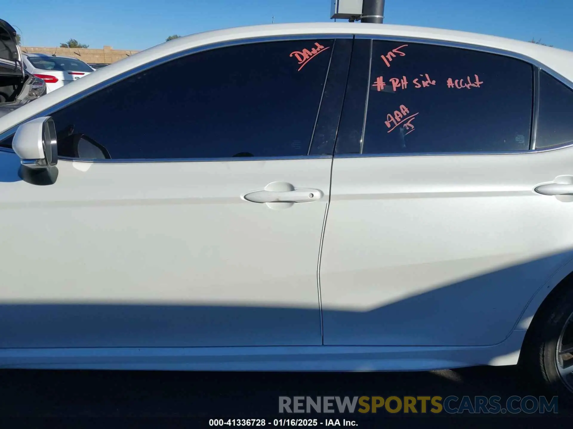 15 fotografías del automóvil dañado 4T1K61BK0LU014095 TOYOTA CAMRY 2020