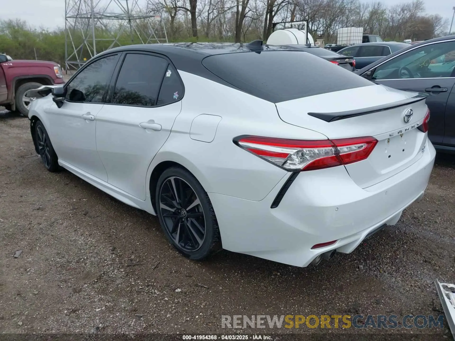 3 fotografías del automóvil dañado 4T1K61BK7LU015793 TOYOTA CAMRY 2020
