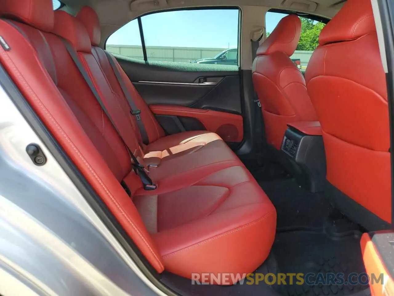 10 fotografías del automóvil dañado 4T1K61BK9LU019229 TOYOTA CAMRY 2020