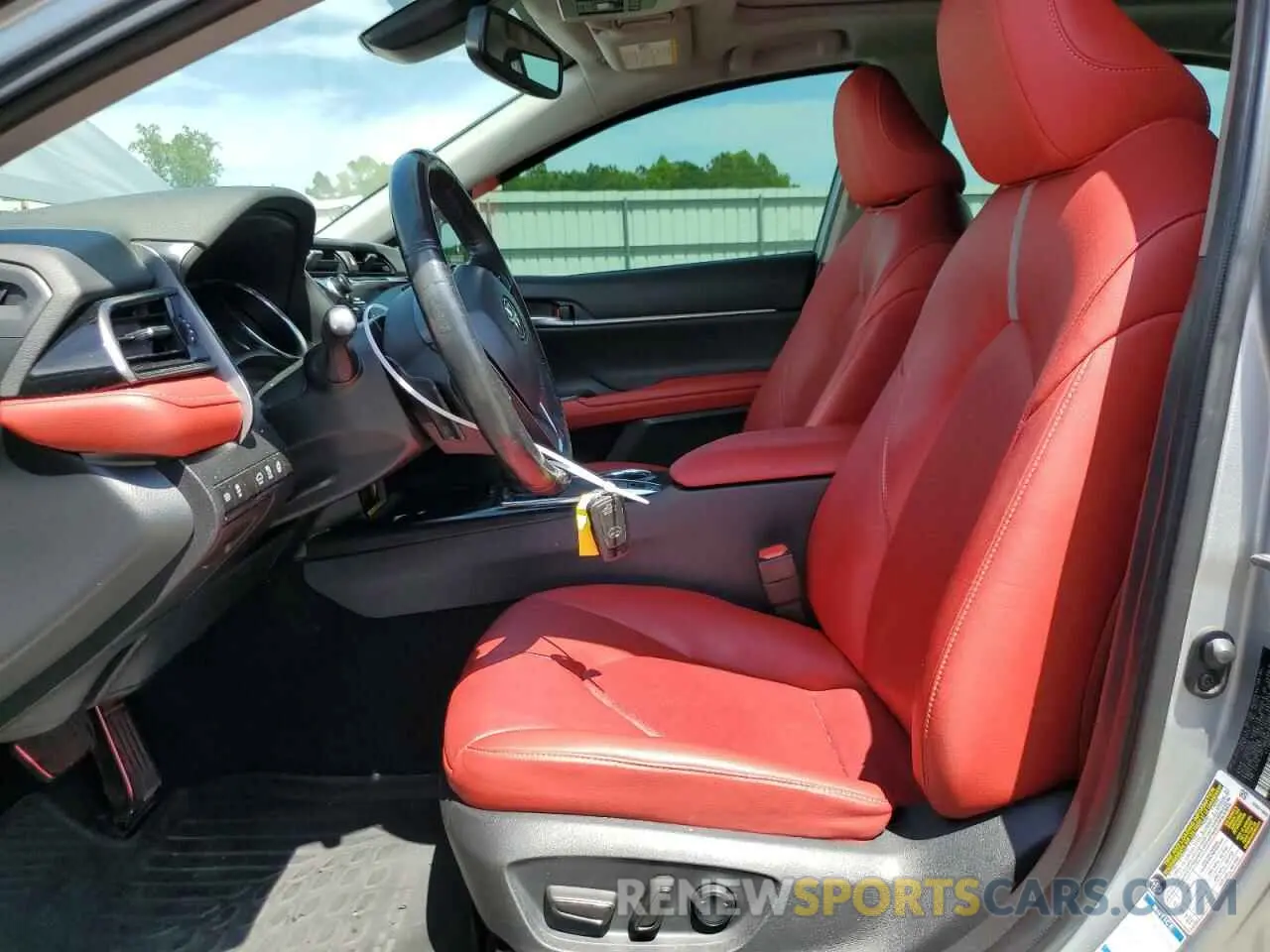 7 fotografías del automóvil dañado 4T1K61BK9LU019229 TOYOTA CAMRY 2020