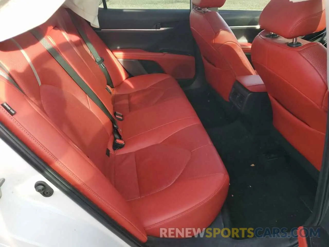 10 fotografías del automóvil dañado 4T1KZ1AK0LU035828 TOYOTA CAMRY 2020