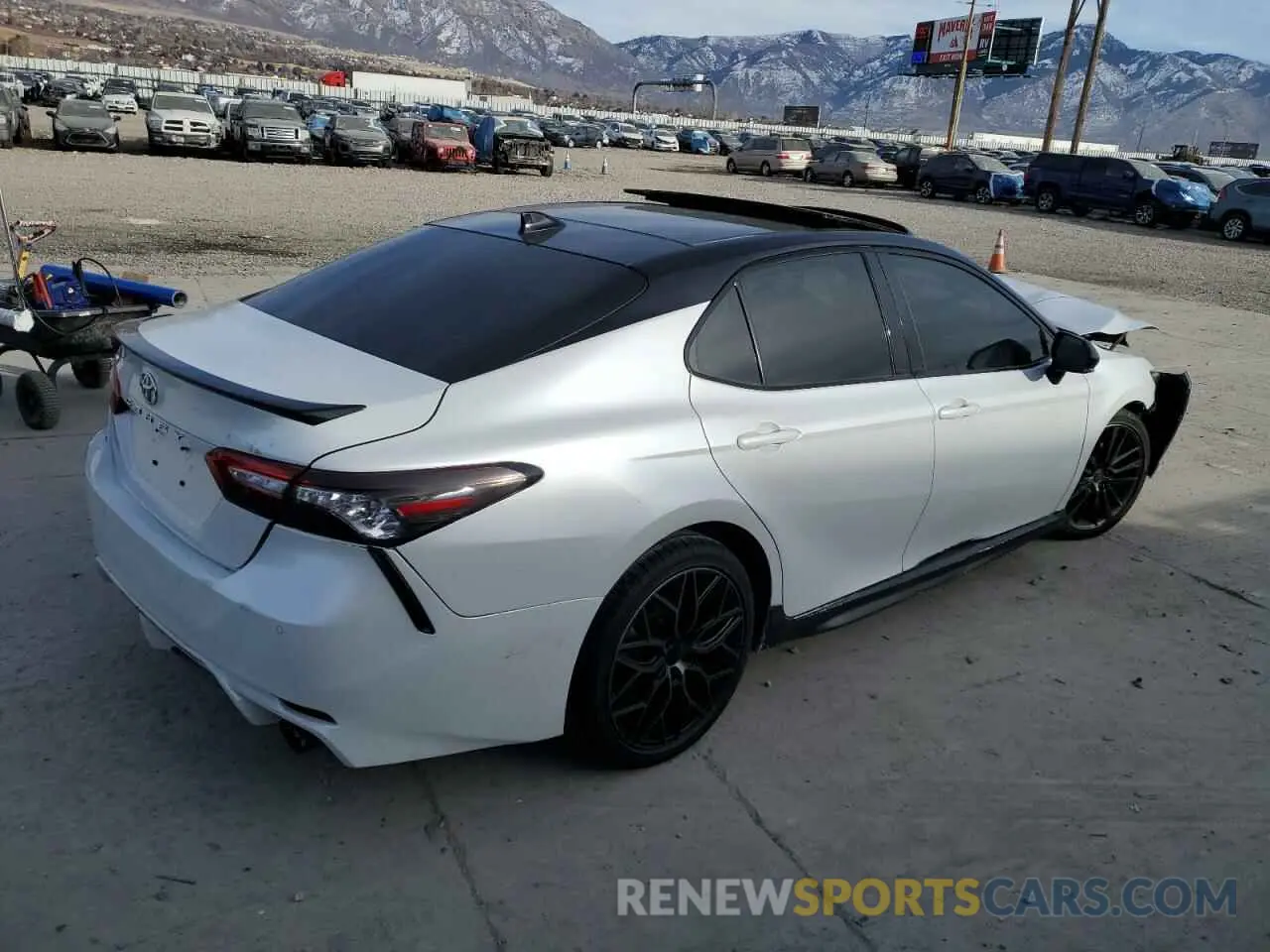 3 fotografías del automóvil dañado 4T1KZ1AK0LU035828 TOYOTA CAMRY 2020