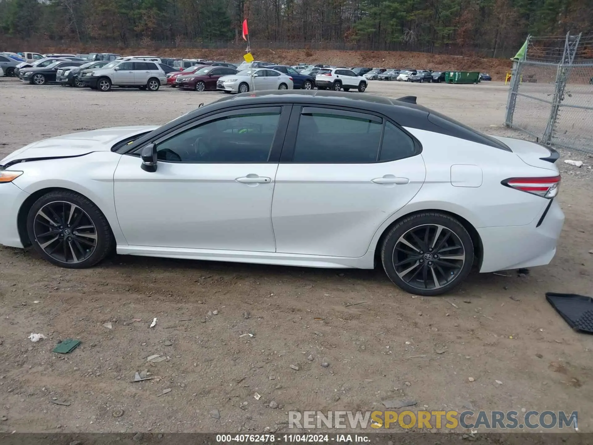 14 fotografías del automóvil dañado 4T1KZ1AK4LU039168 TOYOTA CAMRY 2020