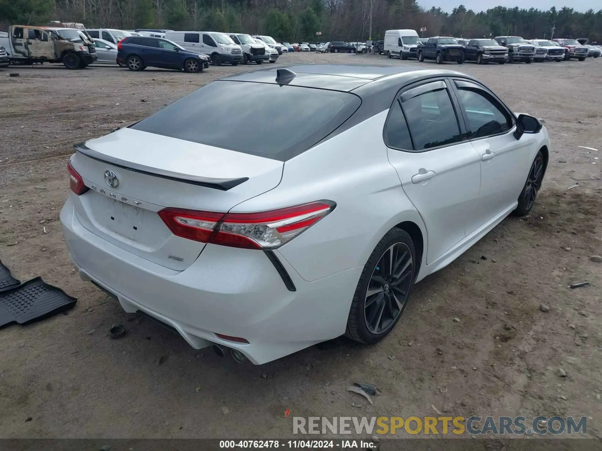 4 fotografías del automóvil dañado 4T1KZ1AK4LU039168 TOYOTA CAMRY 2020