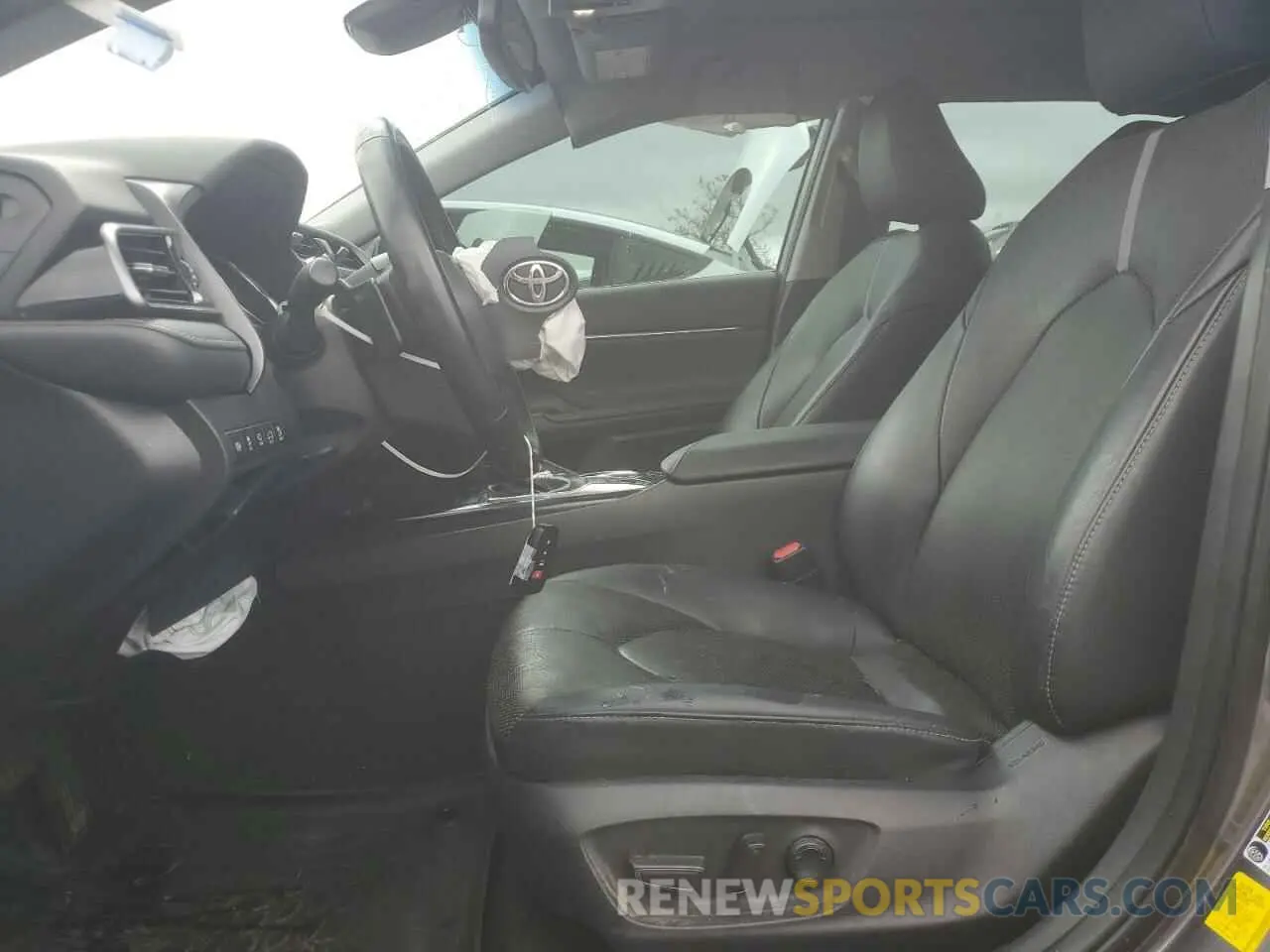 7 fotografías del automóvil dañado 4T1KZ1AK5LU033878 TOYOTA CAMRY 2020