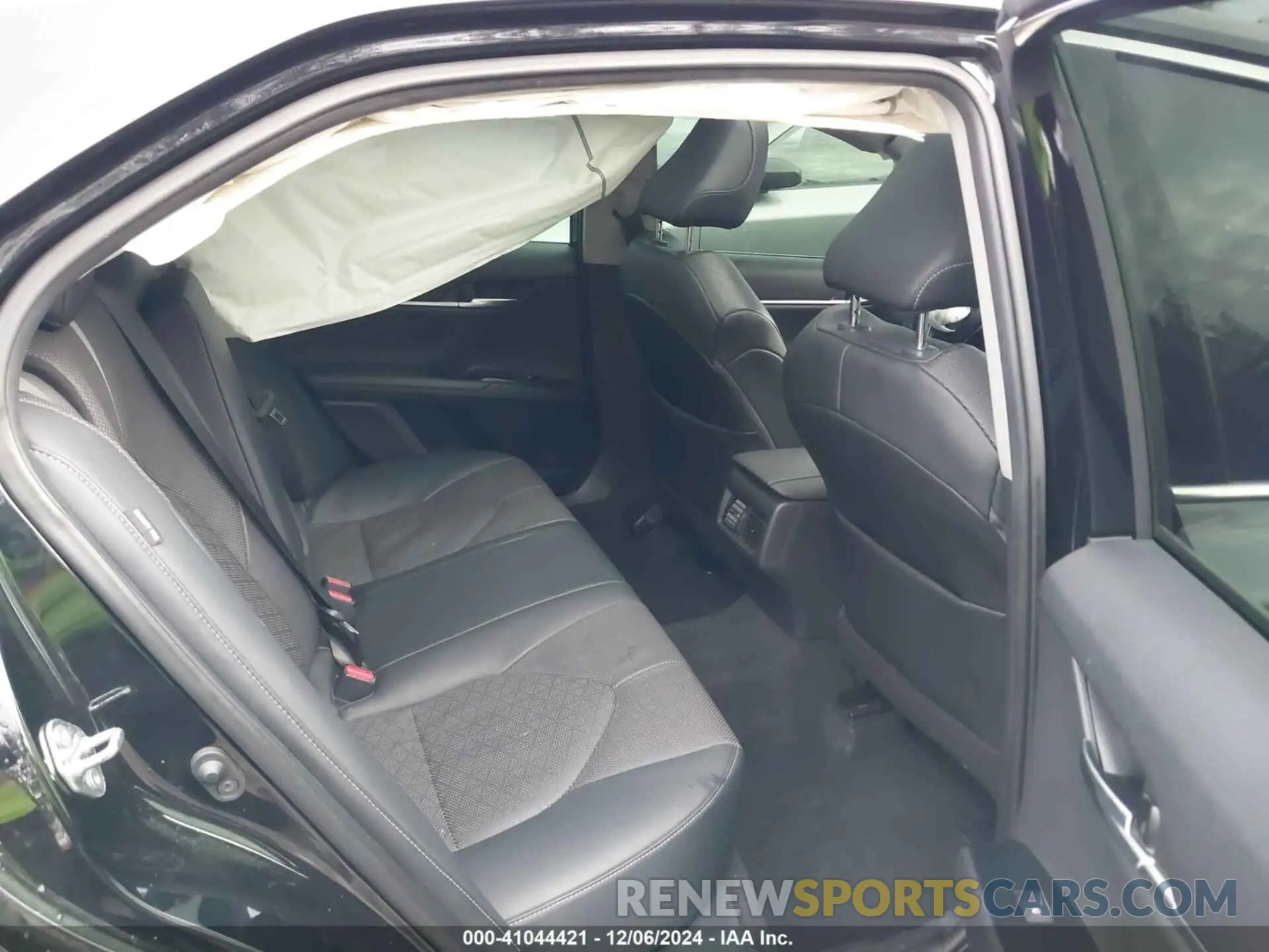 8 fotografías del automóvil dañado 4T1KZ1AK5LU047165 TOYOTA CAMRY 2020