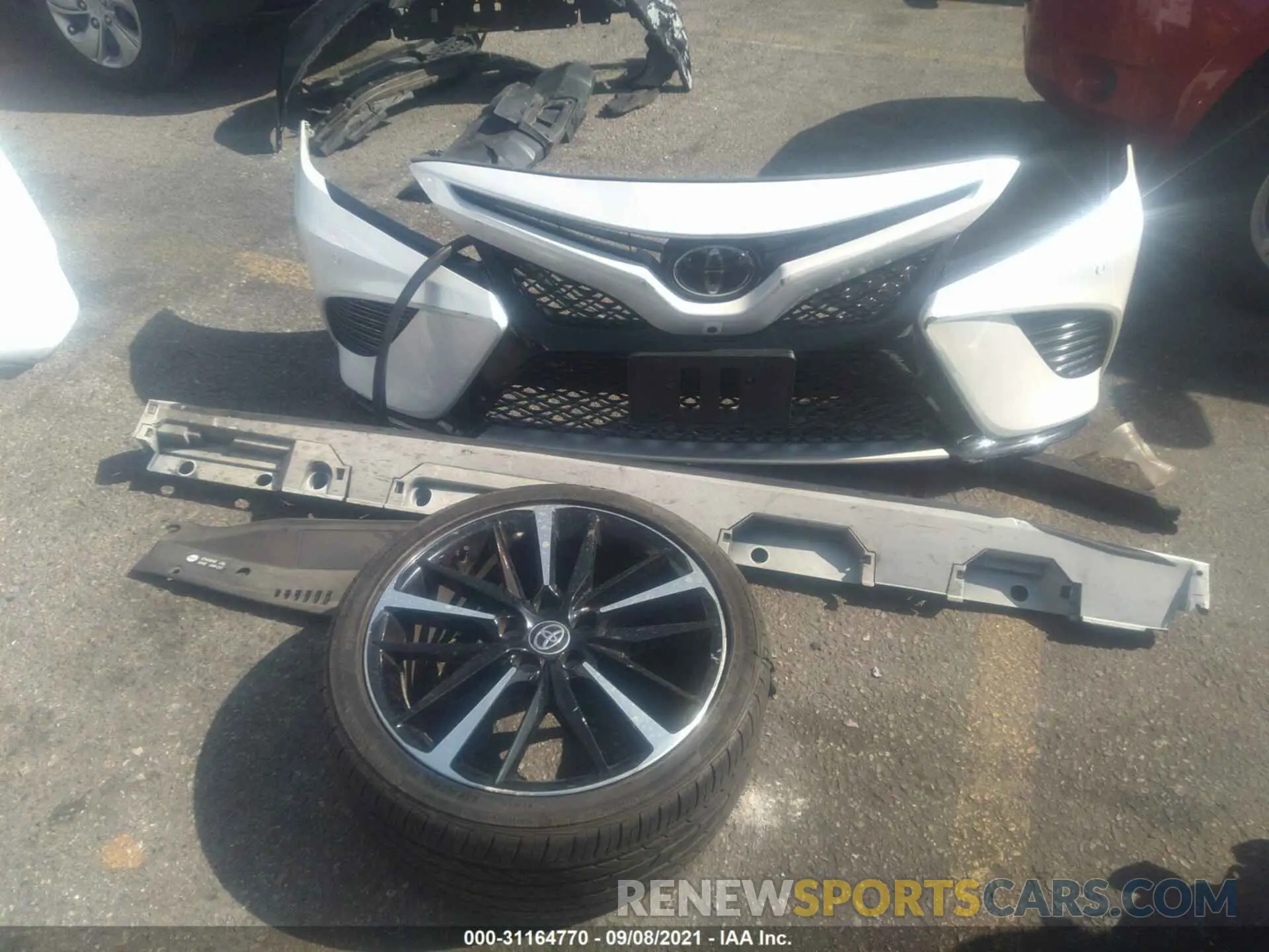 11 fotografías del automóvil dañado 4T1KZ1AK7LU041660 TOYOTA CAMRY 2020