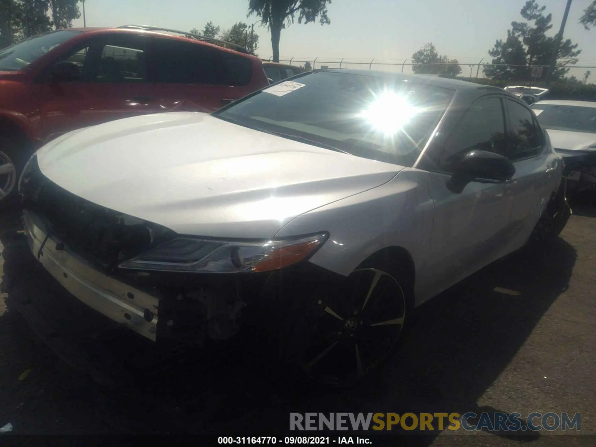 6 fotografías del automóvil dañado 4T1KZ1AK7LU041660 TOYOTA CAMRY 2020