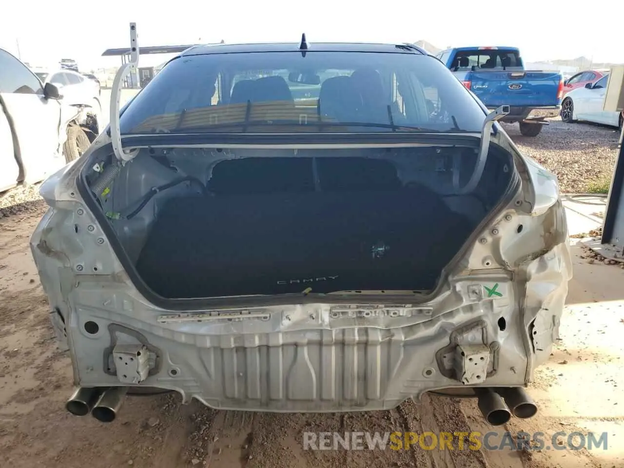 6 fotografías del automóvil dañado 4T1KZ1AK9LU034192 TOYOTA CAMRY 2020