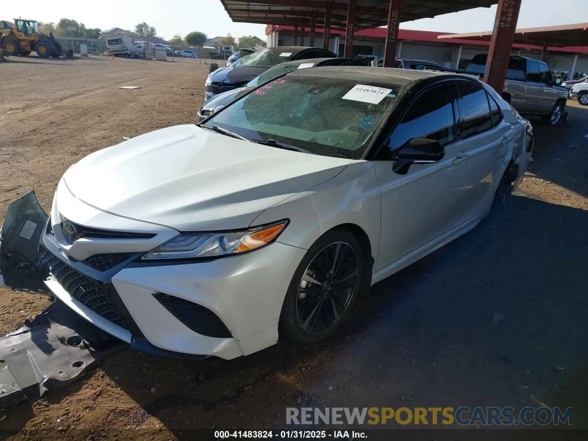2 fotografías del automóvil dañado 4T1KZ1AK9LU045600 TOYOTA CAMRY 2020