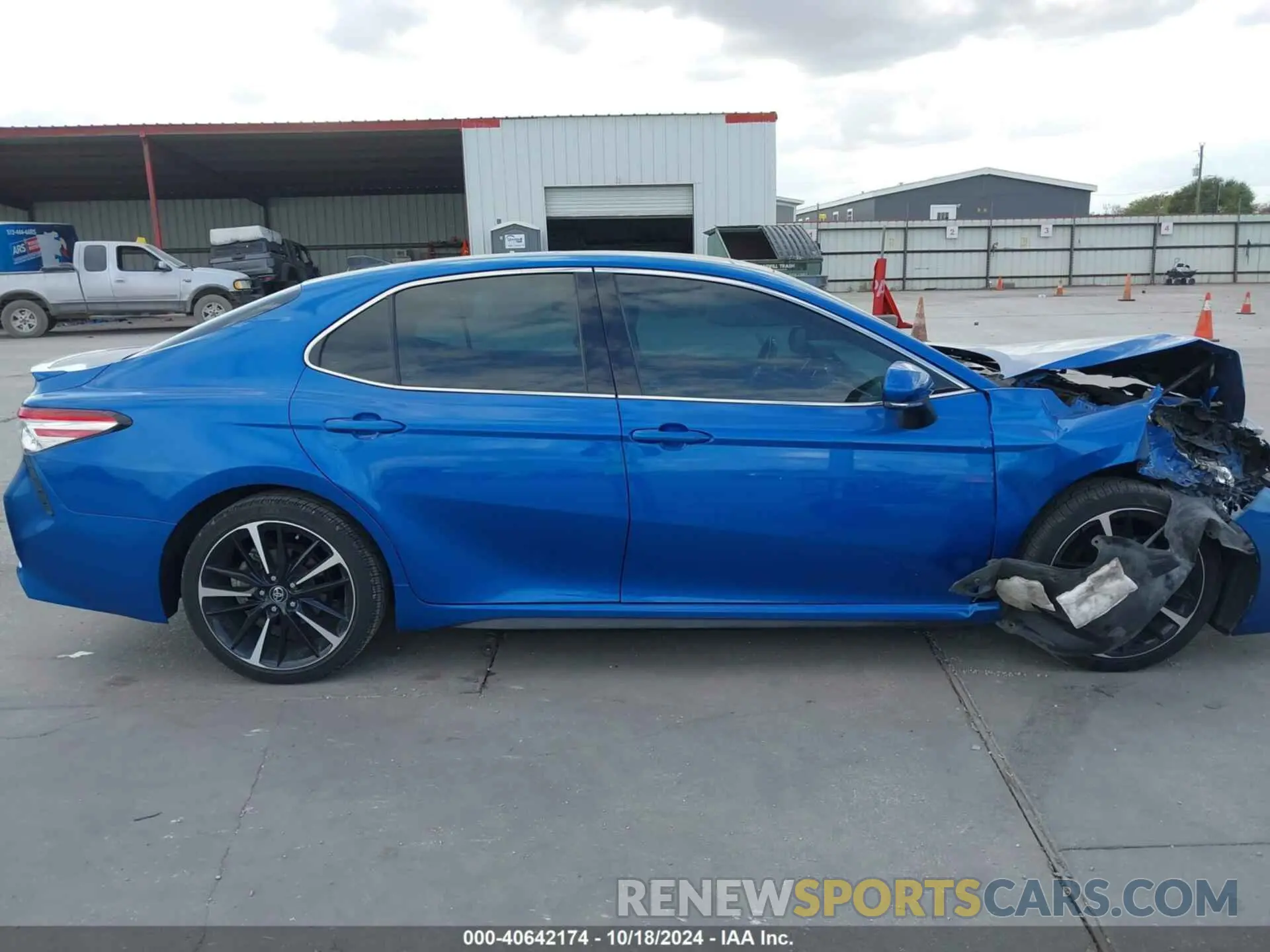 13 fotografías del automóvil dañado 4T1KZ1AKXLU033374 TOYOTA CAMRY 2020