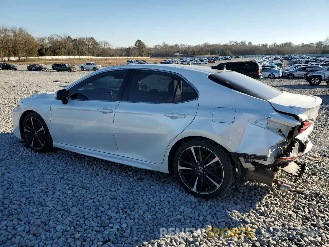 2 fotografías del automóvil dañado 4T1KZ1AKXLU040289 TOYOTA CAMRY 2020