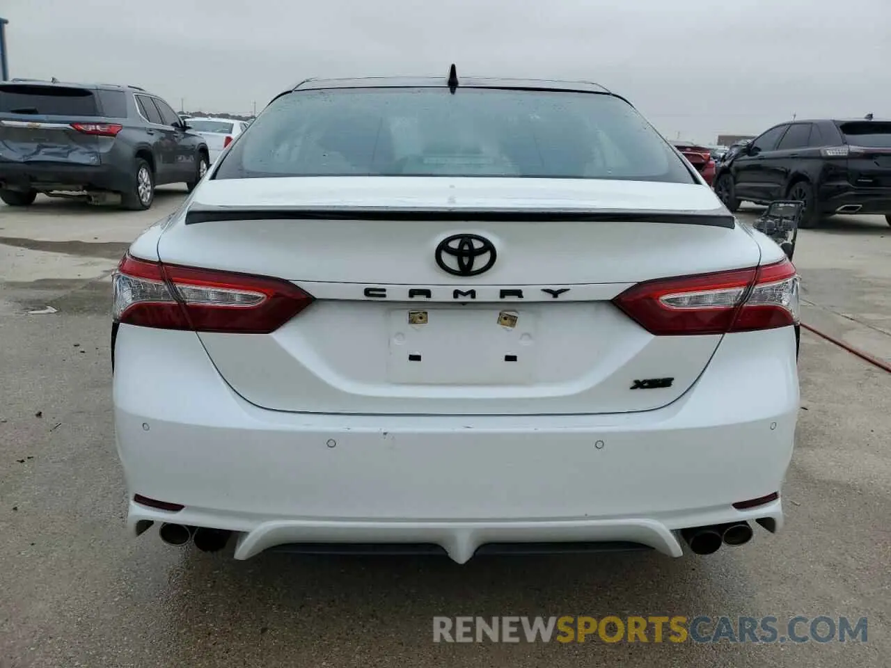 6 fotografías del automóvil dañado 4T1KZ1AKXLU046299 TOYOTA CAMRY 2020