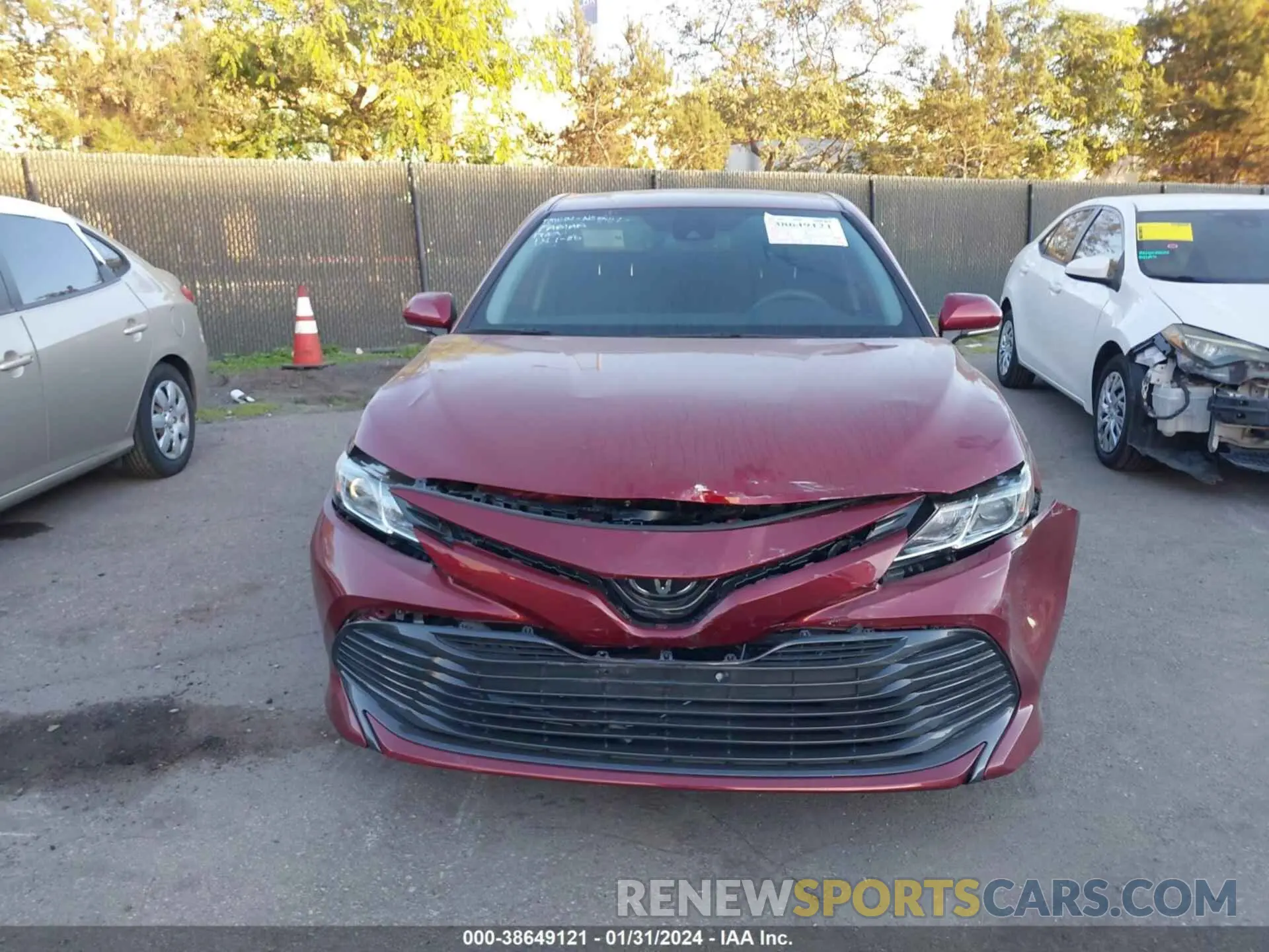 6 fotografías del automóvil dañado 4T1L11AK0LU967460 TOYOTA CAMRY 2020