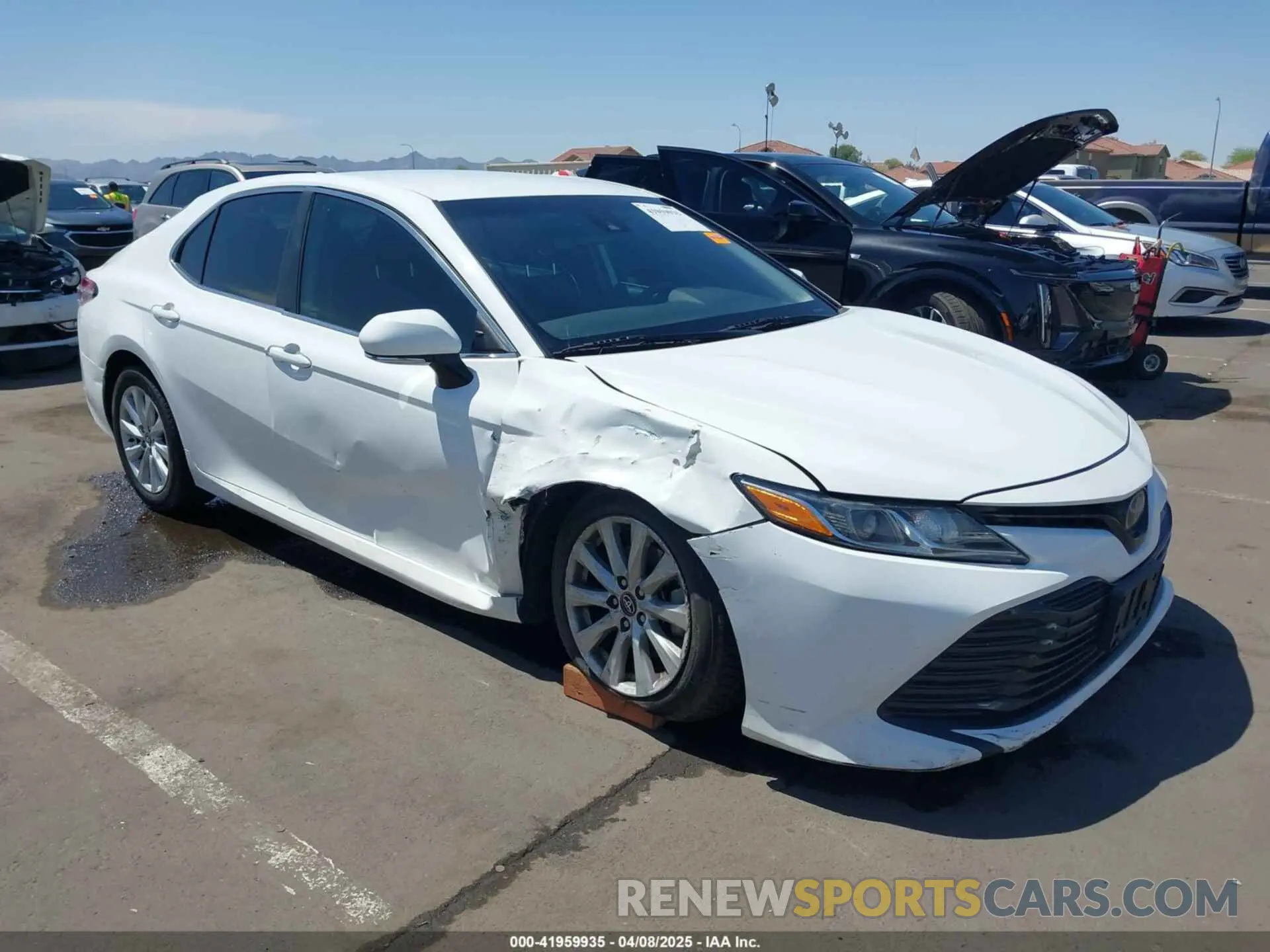 6 fotografías del automóvil dañado 4T1L11AK1LU899766 TOYOTA CAMRY 2020
