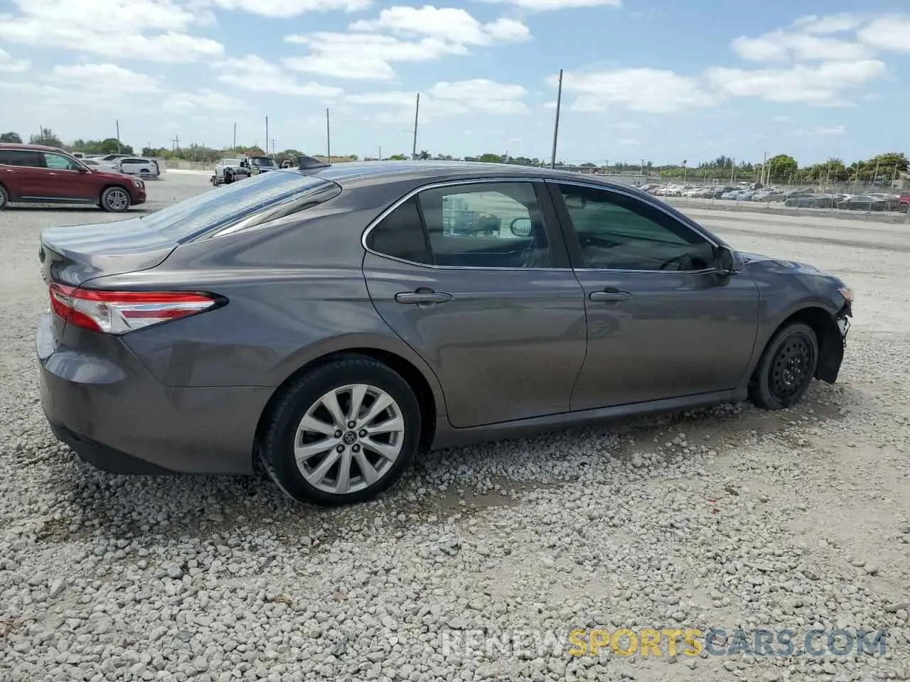 3 fotografías del automóvil dañado 4T1L11AK2LU871247 TOYOTA CAMRY 2020
