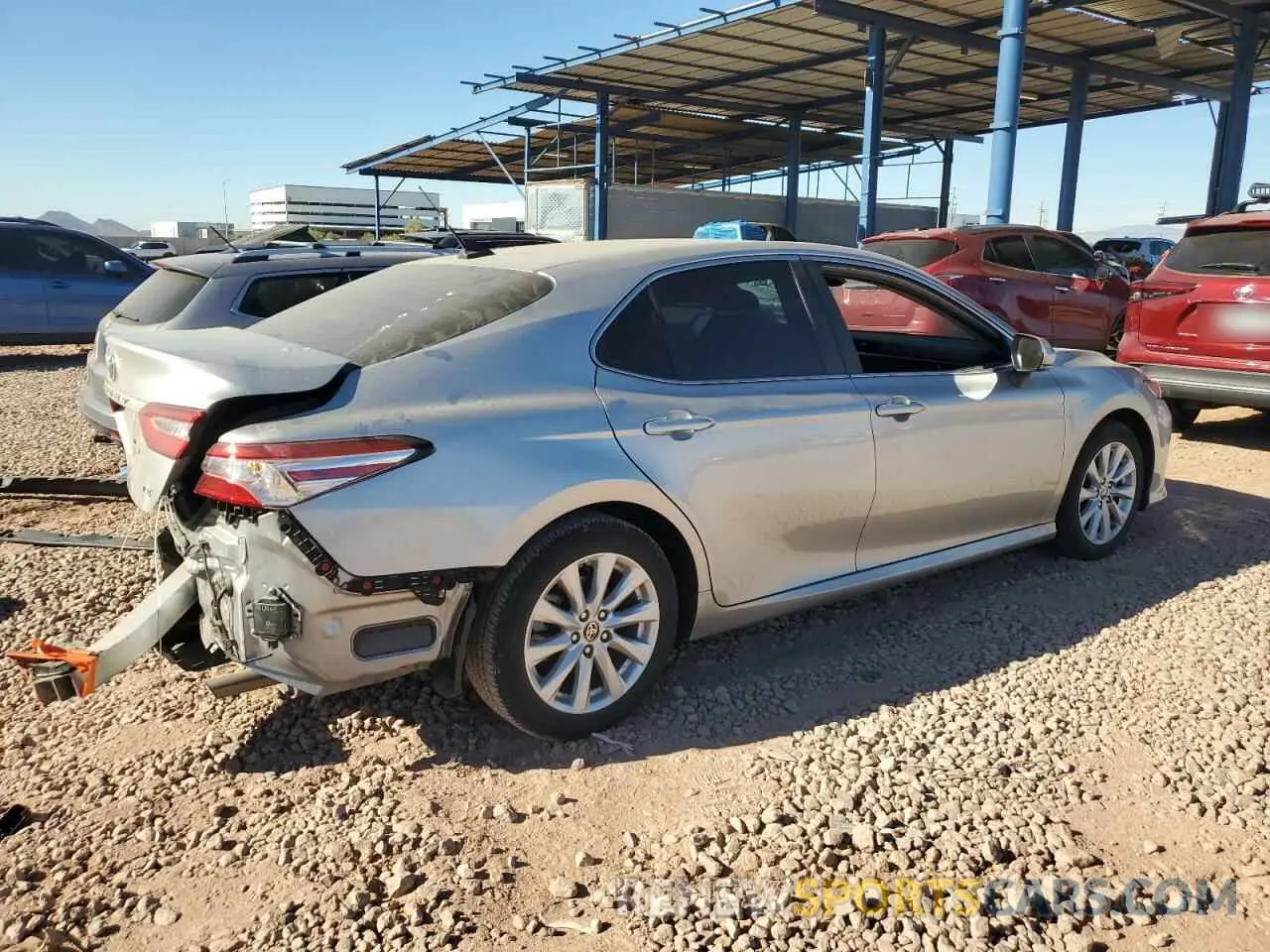 3 fotografías del automóvil dañado 4T1L11AK3LU501263 TOYOTA CAMRY 2020